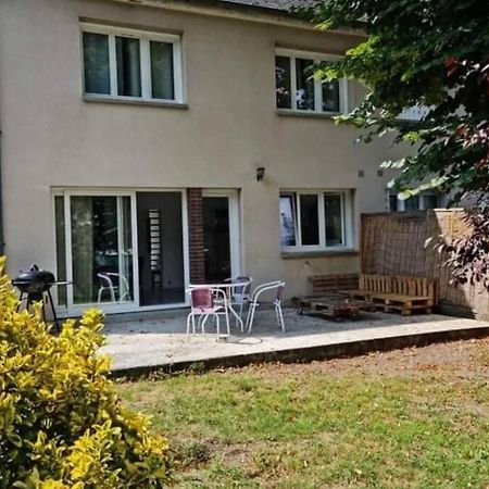 Maison Centre De Bellegarde Avec Jardin Et Terrasse Equipee D'Un Salon De Jardin Et D'Un Barbecue Cuisine Equipee 3 Chambres Avec 2 Lits Double 140X190 Et 2 Lits Simple Chauffage Poele A Granules Parking Gratuit Devant La Maison Bellegarde-du-Loiret מראה חיצוני תמונה